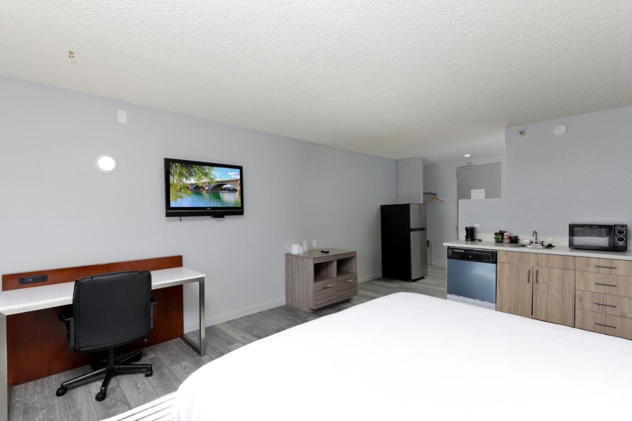 Studio 6 Suites Lake Havasu City Az Bagian luar foto