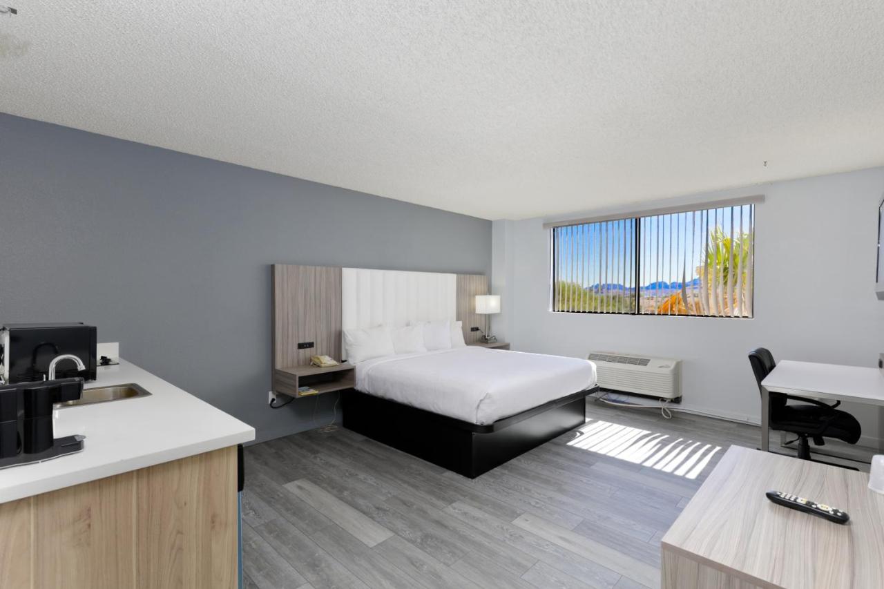 Studio 6 Suites Lake Havasu City Az Bagian luar foto