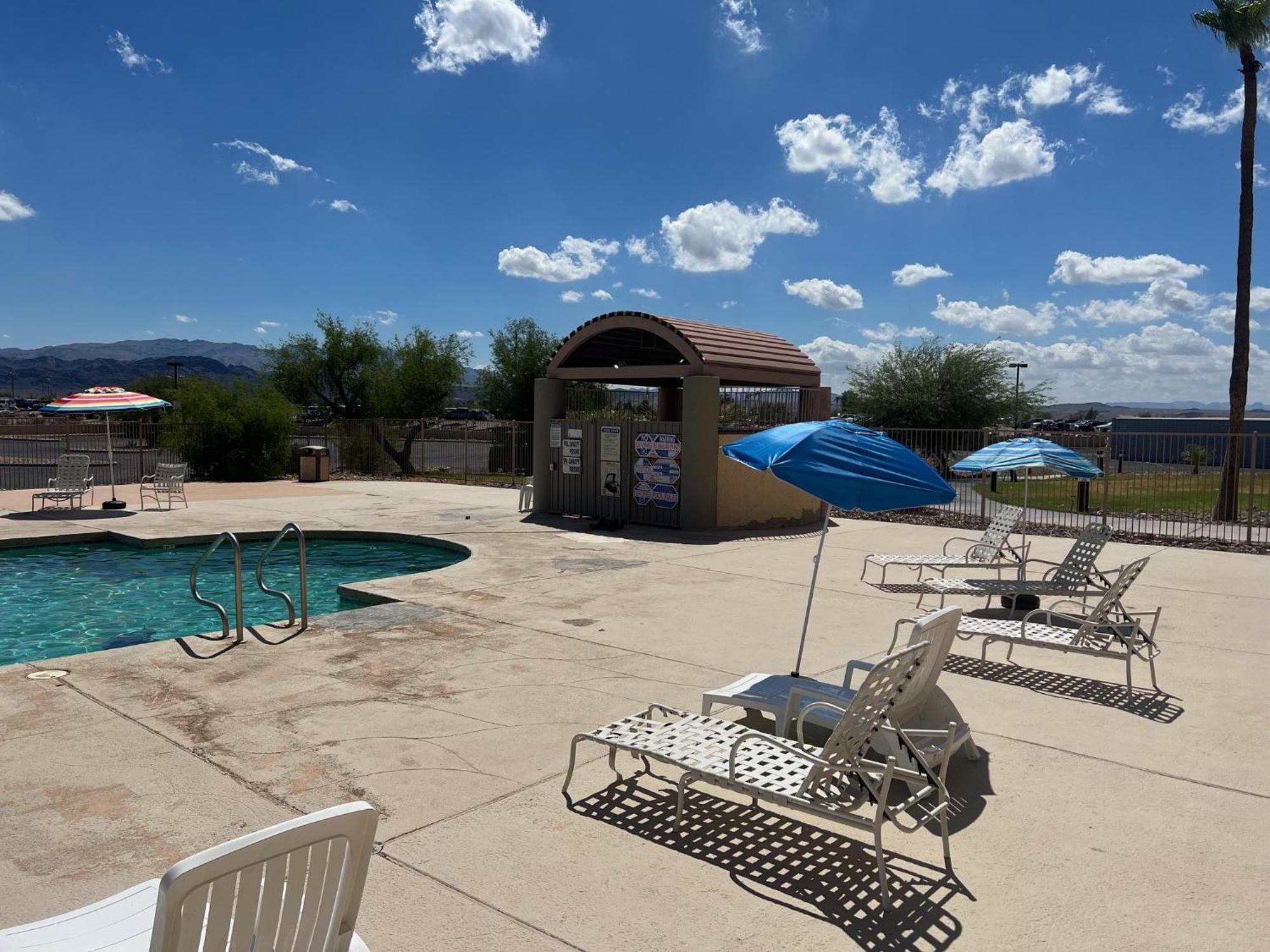 Studio 6 Suites Lake Havasu City Az Bagian luar foto