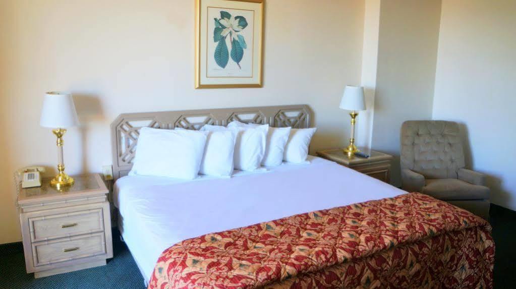 Studio 6 Suites Lake Havasu City Az Bagian luar foto